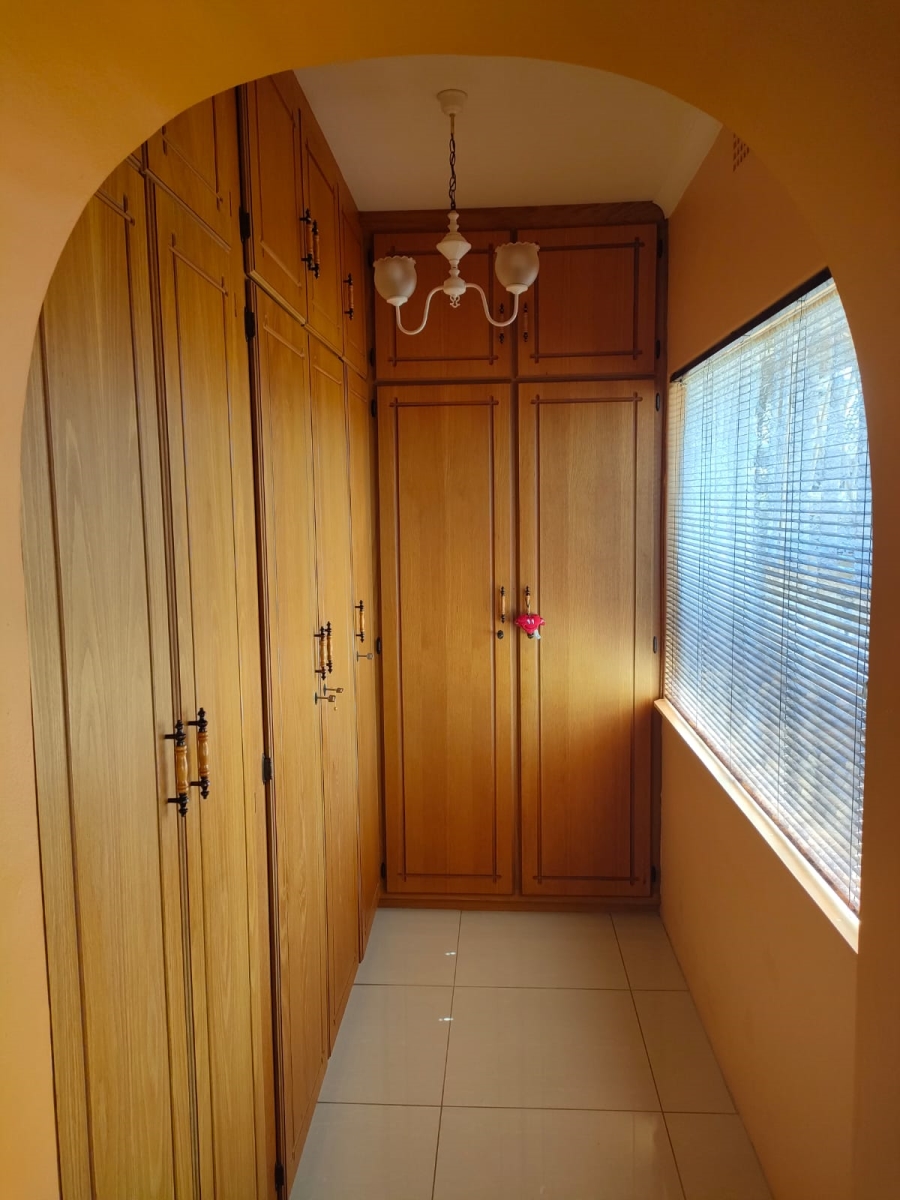 4 Bedroom Property for Sale in Monument Heights Northern Cape